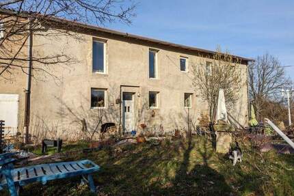 Ein- bis Zweifamilienhaus mit vielfältigen Nutzungsmöglichkeiten im Müglitztal