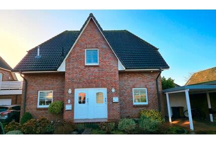 Sehr gepflegte Wohnung über 2 Ebenen mit Whirlpool in Toplage! - Glückstadt