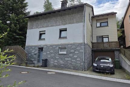 Wohnhaus Zwangsversteigerung - 72.000,00&nbsp;EUR Kaufpreis, ca.&nbsp; 246,00&nbsp;m&sup2; in Ludwigsstadt (PLZ: 96337)