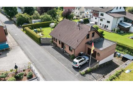 Einfamilienhaus - 350.000,00&nbsp;EUR Kaufpreis, ca.&nbsp; 150,00&nbsp;m&sup2; in Dahlem (PLZ: 53949)