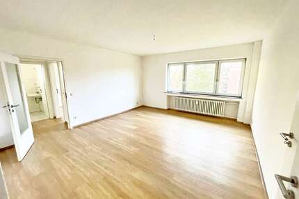 Wohnung zum Kaufen in Mönchengladbach 165.000,00 € 79 m²
