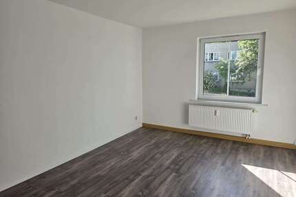 Wohnung zum Mieten in Chemnitz 325,00 € 53 m²