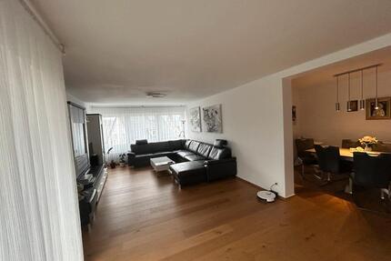 Exklusive 3-Zimmer-Wohnung | 100 m² | kernsaniert|Siegen zentral