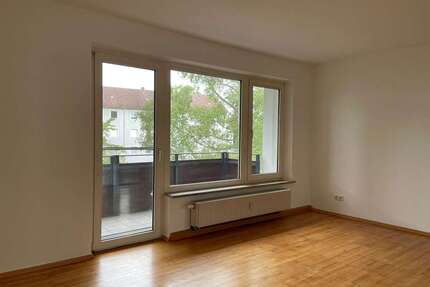 Wohnung zum Mieten in Erlangen 551,87 € 58.17 m²