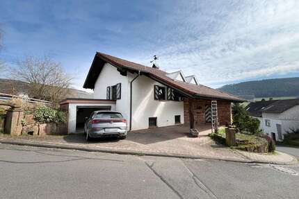 Haus zum Kaufen in Kirchzell 260.000,00 € 130.41 m²