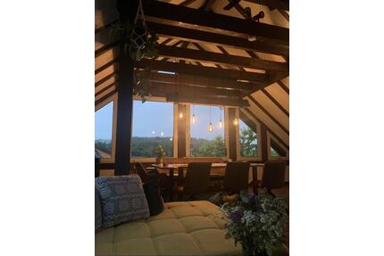 Dachgeschosswohnung - 600,00&nbsp;EUR Kaltmiete, ca.&nbsp; 85,00&nbsp;m&sup2; in Reichshof (PLZ: 51580)