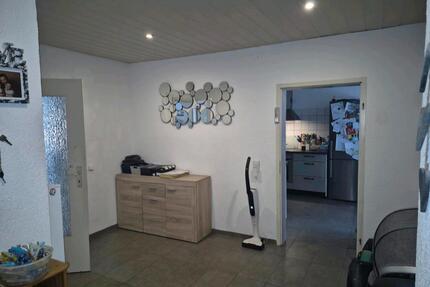 3 ZKB IN HILGERT ZU VERMIETEN - 960,00&nbsp;EUR Kaltmiete, ca.&nbsp; 121,78&nbsp;m&sup2; in Hilgert (PLZ: 56206)