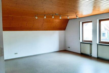 Schöne Wohnung in Top-Lage zusätzlich ausgebaute Nutzfläche 22 qm - Gaildorf