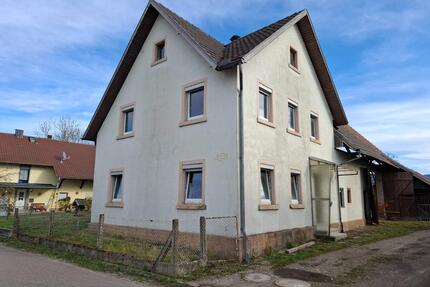 Einfamilienhaus in Großweier mit großem Grundstück - Achern