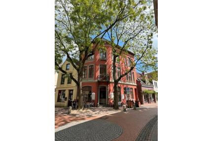 Altstadtjuwel in Leer – Maisonette-Wohnung mit Balkon & Altstadtblick - Leer (Ostfriesland)