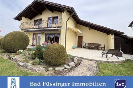 Wohnhaus mit Garage in Bad Füssing - Würding