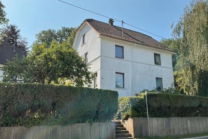 Einfamilienhaus - 210.000,00&nbsp;EUR Kaufpreis, ca.&nbsp; 150,00&nbsp;m&sup2; in Waldbröl (PLZ: 51545)