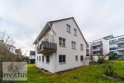 Bestlage Sillenbuch: 3-Familienhaus mit zwei verfügbaren Wohnungen und Wertsteigerungspotenzial - Stuttgart / Sillenbuch