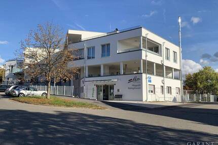 3 12 Zimmer-Dachgeschoss-Wohnung mit toller Aussicht (barrierearm) - Marbach Rielingshausen