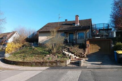 Einfamilienhaus - 300.000,00&nbsp;EUR Kaufpreis, ca.&nbsp; 147,00&nbsp;m&sup2; in Altertheim (PLZ: 97237)