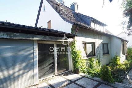 *** Wohnen & Arbeiten kombinieren: Einfamilienhaus mit Praxisanbau und Gartenpool *** - Gerstetten