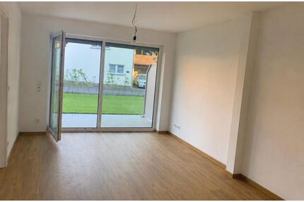 Moderne 2-Zimmer-Wohnung mit Terrasse und Gartenblick in Mackenzell – Nähe Hünfeld