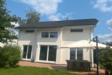 Einfamilienhaus zu verkaufen. Freistehend - Kassel Philippinenhof-Warteberg