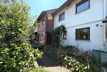 Schönes Reihenhaus inkl. Garten und Garage * in Maulbronn