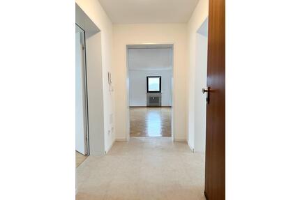 3,5 Zimmer Dachgeschoss Wohnung - Kumhausen