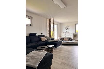 Haus zu vermieten - 1.400,00&nbsp;EUR Kaltmiete, ca.&nbsp; 105,00&nbsp;m&sup2; in Bosau (PLZ: 23715)