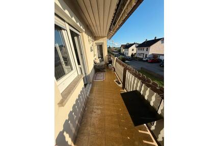 Großzügige 3-Zimmer-Wohnung (80 m?) mit Balkon, EBK - Gundelsheim