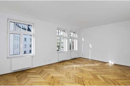 Wohnung zum Mieten in Düsseldorf 2.400,00 € 136 m²