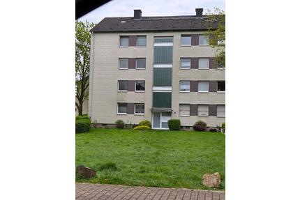 3 Zimmer Wohnung mit Balkon, Garage und viel Stauraum - Duisburg Rheinhausen