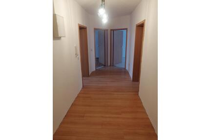 schöne zentrale Wohnung in Oschersleben - Oschersleben (Bode)