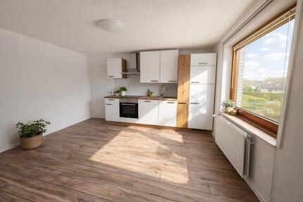 Nichtraucher | 2-Zi-Whg | EBK | hell | ruhig | Nähe Nordakademie - Kölln-Reisiek