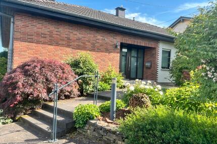 Gepflegter Bungalow mit modernem Bad & großem Garten - Wadern