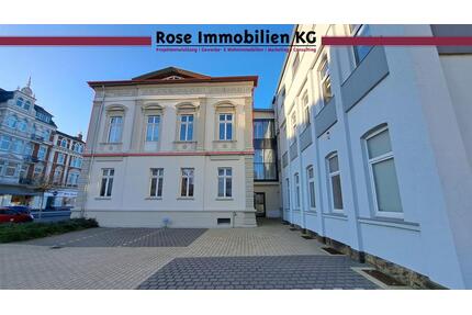 ROSE IMMOBILIEN KG: Büroetage für nur € 8,40m² in renovierter Villa mit Parkplätzen in Minden zu vermieten!
