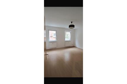 WG Zimmer (20 qm) in 2er WG am Marienplatz in Stuttgart frei