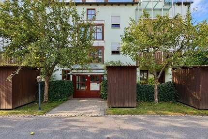 Wohnung zum Kaufen in Kirchseeon 360.000,00 € 68.07 m²