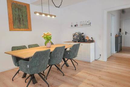 Moderne und voll ausgestattete 2-Zimmer-Wohnung mit Terrasse und hochwertiger Ausstattung - Frankfurt am Main / Praunheim