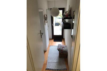 Attraktive 5-Zimmer Wohnung mit Balkon, Garage in Lemgo