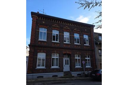 Modern sanierte 3-Zimmer-Wohnung mit allgemeiner Dachterrasse - Witten