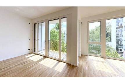 Wohnen oder Vermieten - Kleine Wohnung mit Süd-Loggia - Berlin Alt-Hohenschönhausen