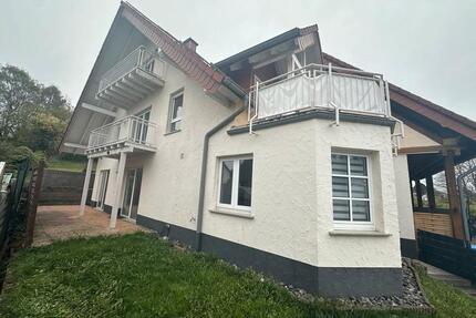 5 ZKB zu vermieten - 1.600,00&nbsp;EUR Kaltmiete, ca.&nbsp; 180,00&nbsp;m&sup2; in Waldmohr (PLZ: 66914)