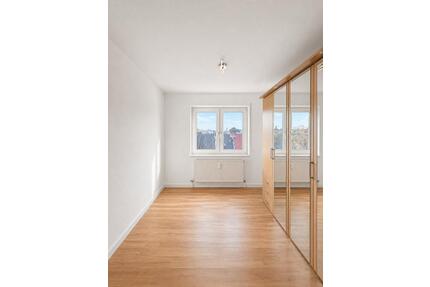 Schöne 3-Zimmer-Wohnung mit Balkon in Ludwigshafen - Ludwigshafen am Rhein