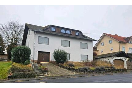 Haus mit großem Garten und viel Platz für zwei Generationen - Nentershausen