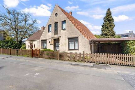 Historisches Sanierungsobjekt mit großzügigem Grundstück und vielseitigem Entwicklungspotenzial in zentraler Lage - Osterholz-Scharmbeck Innenstadt