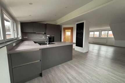 Wohnung zum Mieten in Hüttisheim 1.000,00 € 100 m²