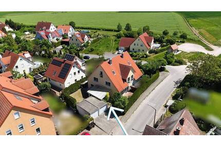 Familienfreundliche Doppelhaushälfte mit Garten, Kamin & Garage in ruhiger Lage - Stein Bertelsdorf