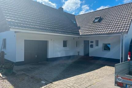 Charmante Doppelhaushälfte in ruhiger Wohnlage - Bad Säckingen