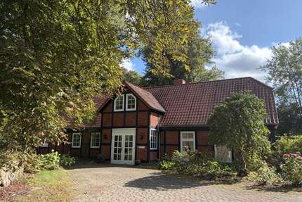 Haus zum Mieten in Amelinghausen OT Etzen 1.950,00 € 190 m²
