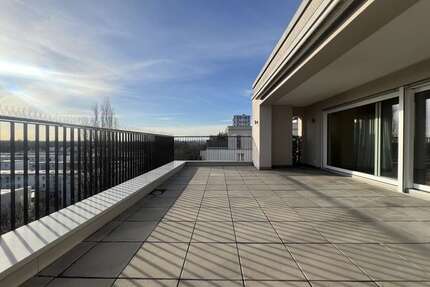 Wohnung zum Mieten in Frankfurt am Main 2.625,00 € 143 m²