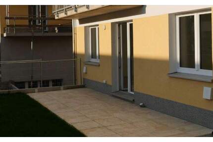 Barrierefreie Wohnung, ruhige Lage, große Terrasse, eigener Garten - Berlin Kaulsdorf