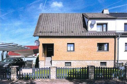 Wunderschöne Doppelhaushälfte mit Kamin in Erfurt - Kerspleben