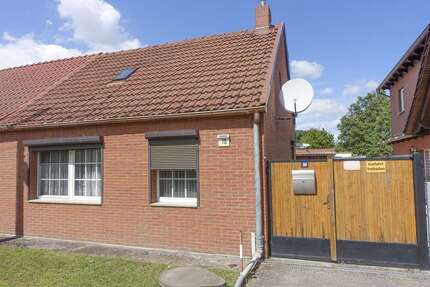 Haus zum Kaufen in Schönhausen, OT Hohengöhren 60.000,00 € 87 m²